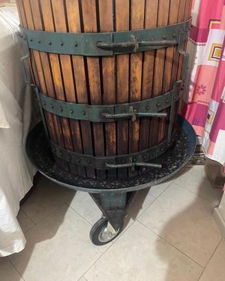 Torchio per vino