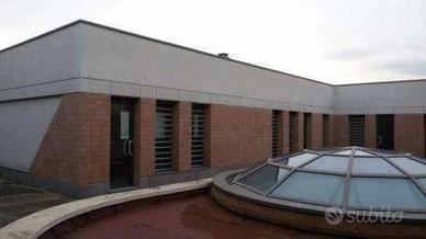 Immobile di 360 m² con più di 5 locali a Tivoli