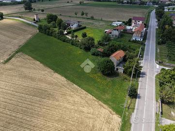 RUSTICO A FIUME VENETO