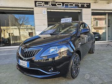 Lancia Ypsilon 1.0 FireFly 5 porte S&S Hybrid Silv