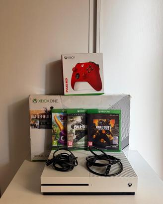 Xbox One S 512GB + Controller Pulse Red + 3 Giochi