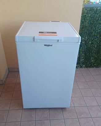 Congelatore a pozzetto Whirlpool