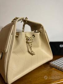Chanel 25