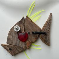 Pesce in legno di recupero