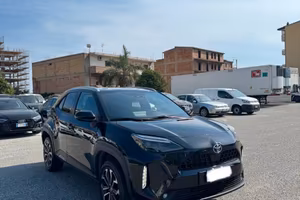 Yaris Cross 1.5 lounge
