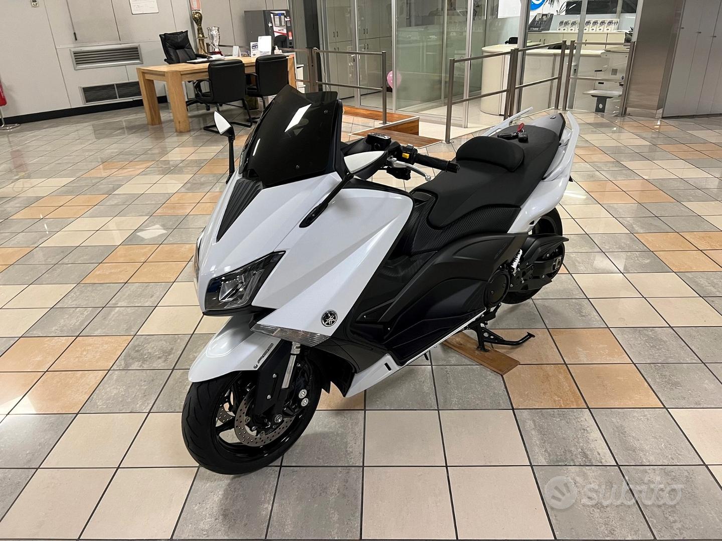 Yamaha TMAX 530 usata a Pavia per € 7.000