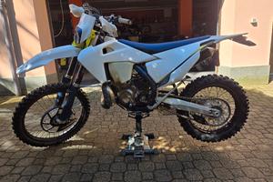 Husqvarna TE 300i (2020) - Full Accessoriata -
