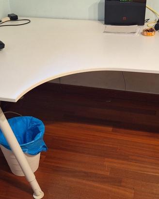 Scrivania Angolare IKEA Galant (120x160 cm)