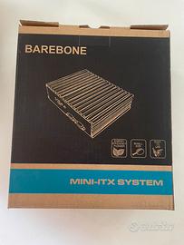 Mini PC industriale fanless