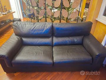 divano letto pelle nera con materasso nuovo