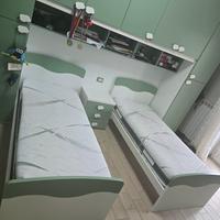 2 strutture letto singolo + Materassi 