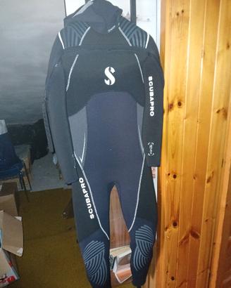 Muta subacquea Scubapro + guanti e calzari