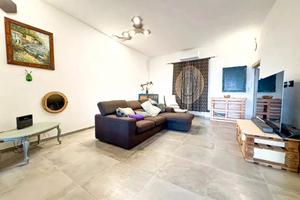 CA145-Casale M. terra tetto ristrutturato