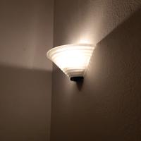 APLIQUE  PUNTO  LUCE  DA  PARETE.