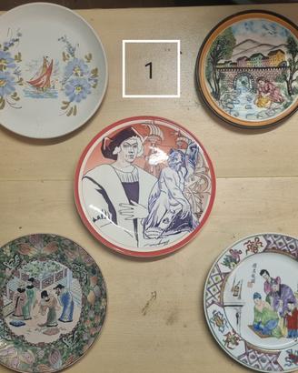 piatti ornamentali vintage