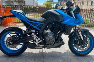 Suzuki GSX-8S -2023-