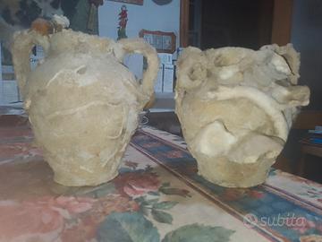 Coppia di vasi/anfore decorative 15X13cm