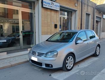 Volkswagen Golf 2.0 TDI 140 cv 5p. Comfortline
