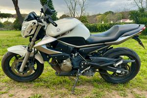 Yamaha XJ6 600 Naked - 2011 - 35.000 km