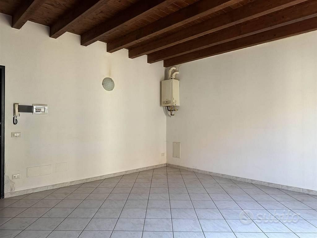 Apartment in Tradate, Barnasc, Ceppine - Altro