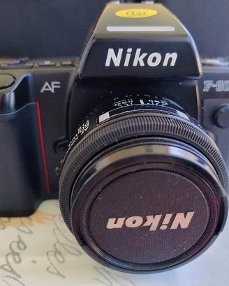 Nikon AF F801 F con ottiche e flash