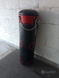 sacco da boxe 20 kg con supporto e guantoni