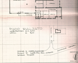 Uffici con laboratorio e magazzino