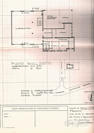 Uffici con laboratorio e magazzino