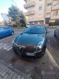 Alfa Romeo Giulietta 1750 Turbo TCT Quadrifoglio V
