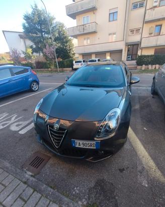 Alfa Romeo Giulietta 1750 Turbo TCT Quadrifoglio V