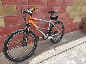 MTB.   KTM  26.   