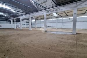 CAPANNONE A MONTICELLO BRIANZA