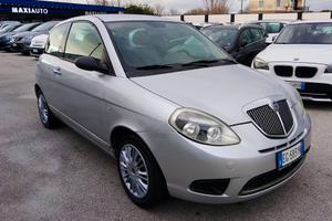 Lancia Ypsilon 1.2 Argento