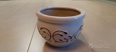 Vaso da piante bianco