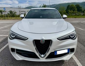 Alfa Romeo Stelvio 2.9 Bi-Turbo V6 510 CV AT8 Quad
