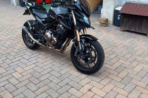 Honda cb500f 2023