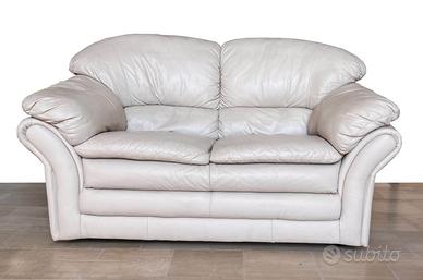 Divano 2 posti stile moderno in pelle colore beige