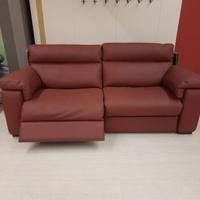 Divano con movimento relax William di Doimo Salott