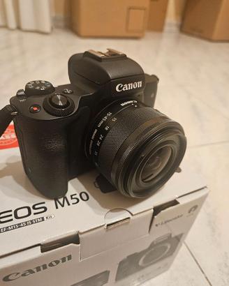 Canon EOS M50