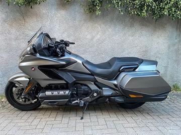 Honda GL 1800 Gold Wing Bagger