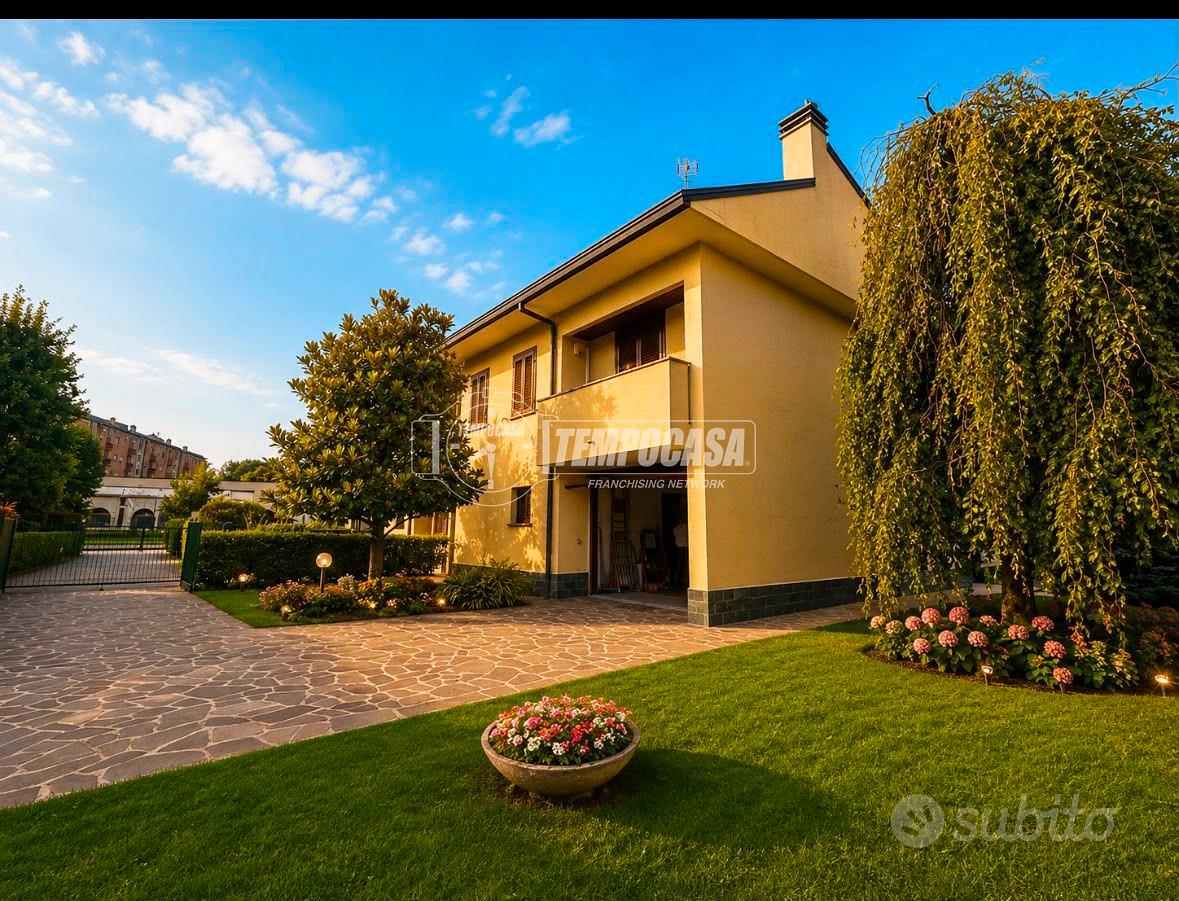 ESCLUSIVA VILLA DI TESTA CON 300 MQ DI GIARDINO!! - Vista 3