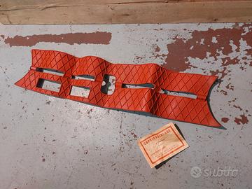 copri radiatore NOS fiat 128