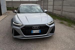 AUDI RS6