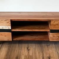 Mobile porta Tv Bizzotto NUOVO mai utilizzato.