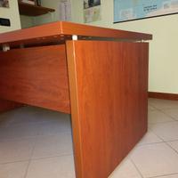 Gratis Scrivania e divano due posti