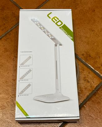 Lampada LED da tavolo
