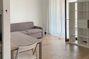 Fonte laurentina monolocale con 2 posti auto