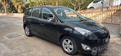 Renault Scenic 7 posti 1.5dci
