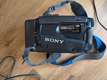 Sony Handycam CCD-TR705E  Video8 / Hi8 
