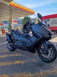 Tmax 560